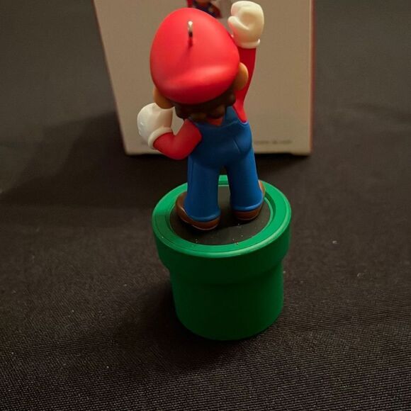 2019 Hallmark Keepsake Ornament Mario Super Mario Brothers - Picture 9 of 13